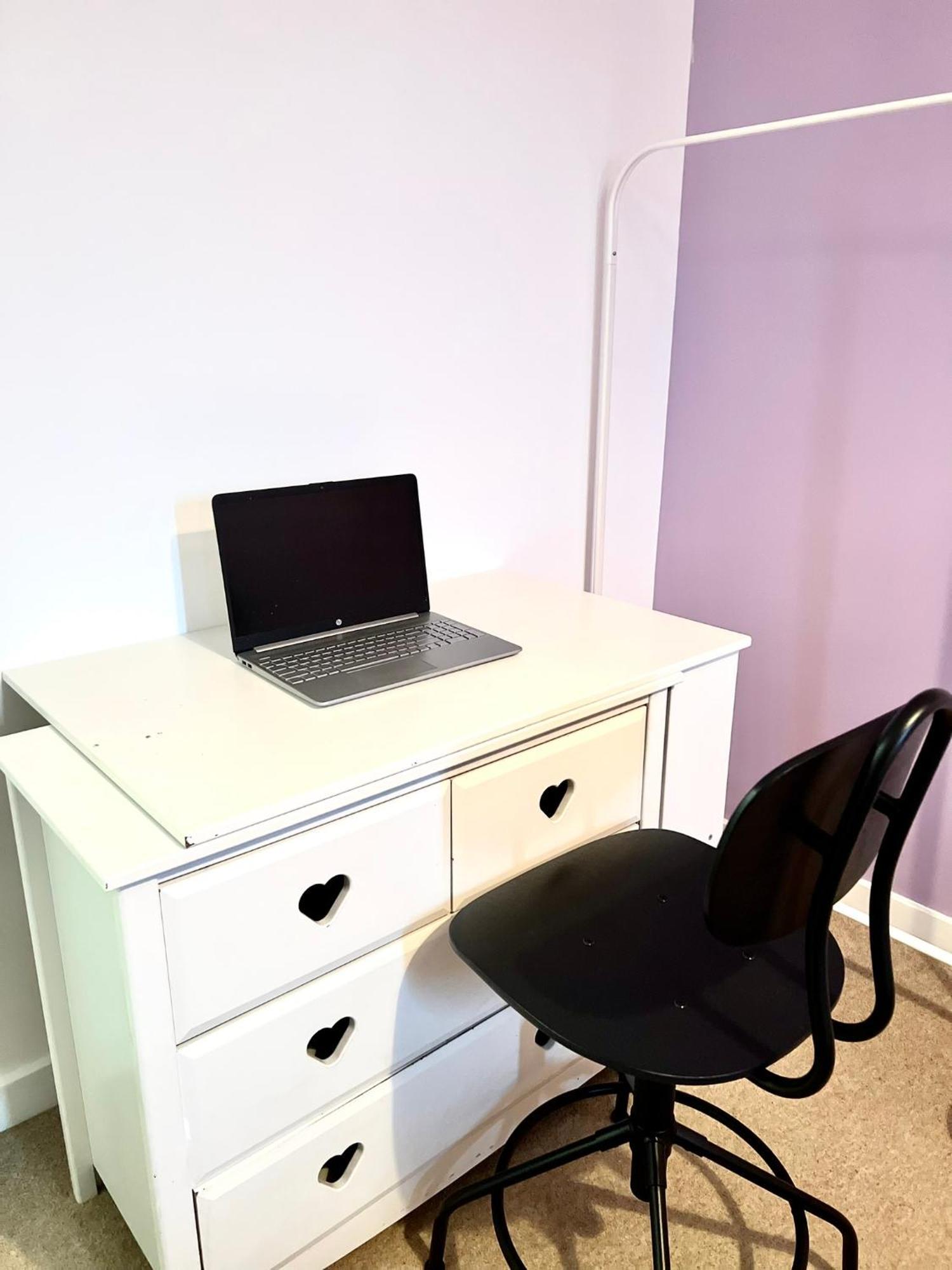 Dartford Kent Luxe Home -2 Mins From Dartford Crossing - Close To Town Centre & Station - 5 Bedroom Holiday Home - Fun Games & Free Parking-Sleeps 1 To 12 Екстер'єр фото